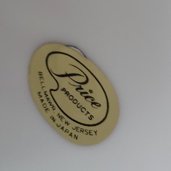 "I Love My Mom" Ceramic Bell with Heart Handle - Picture 7 of 10